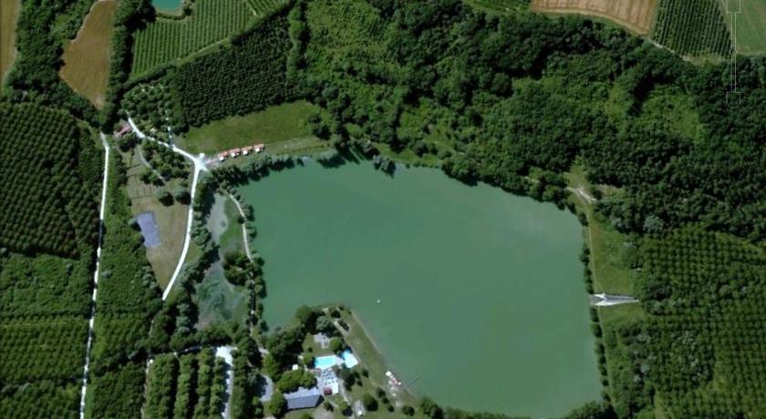 Campsite Lac de Néguenou